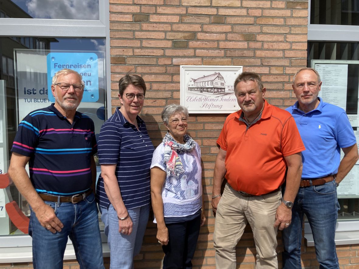 Gruppenbild von fünf Personen des Seniorenbeirats